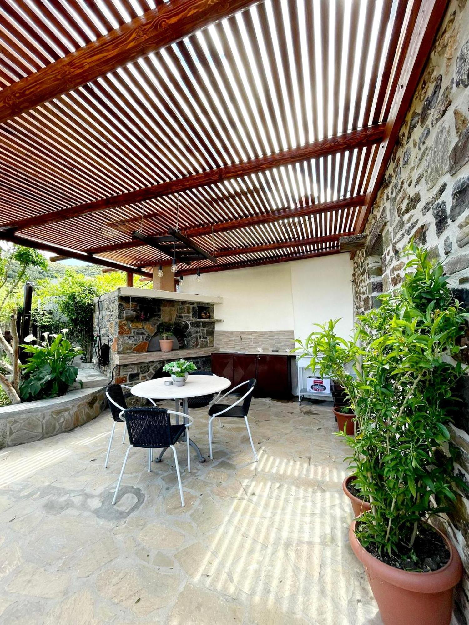 Platipodi Stone House Villa Nikithianos Екстериор снимка
